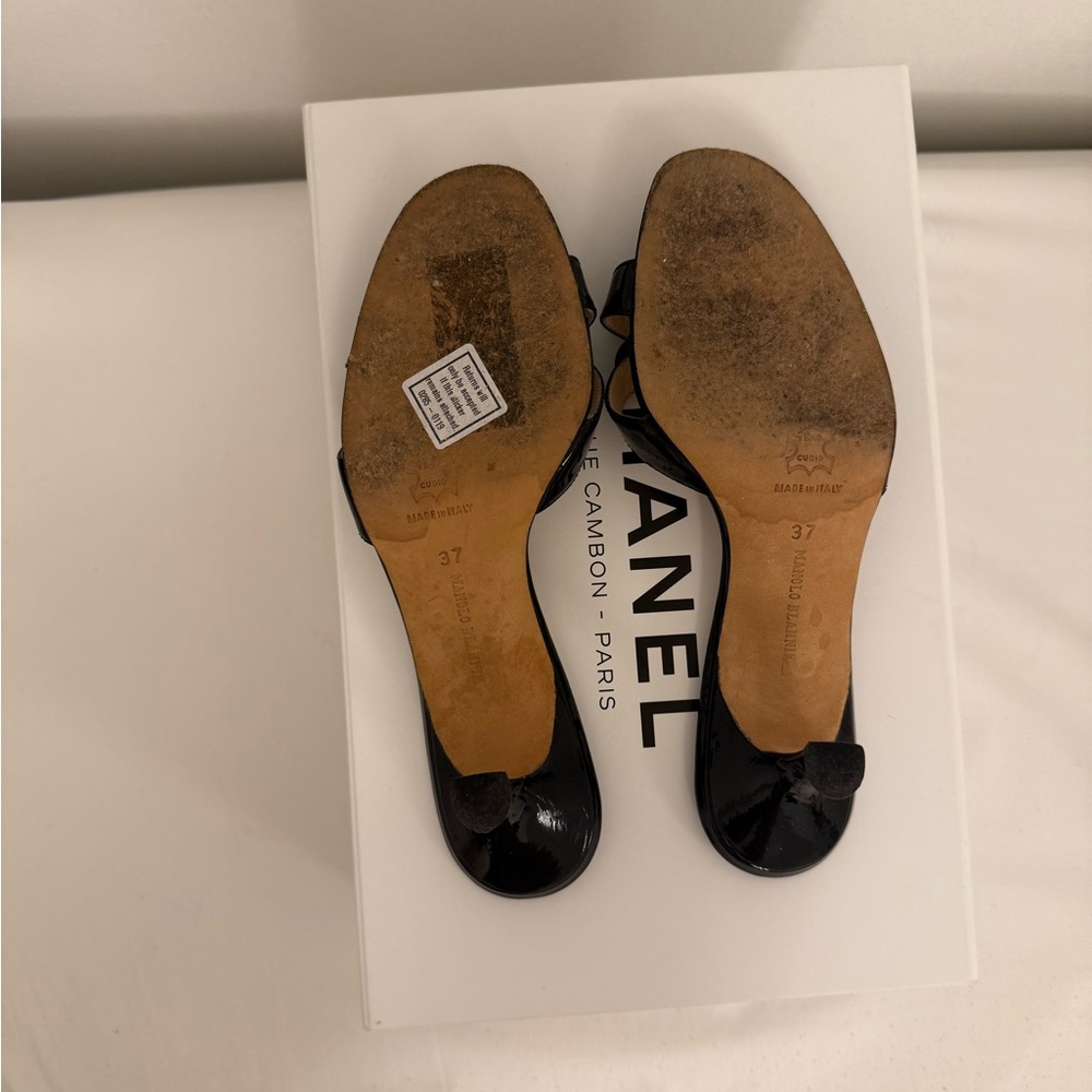 Manolo Blahnik Black Patent Leather Sandals - Picture 6 of 6